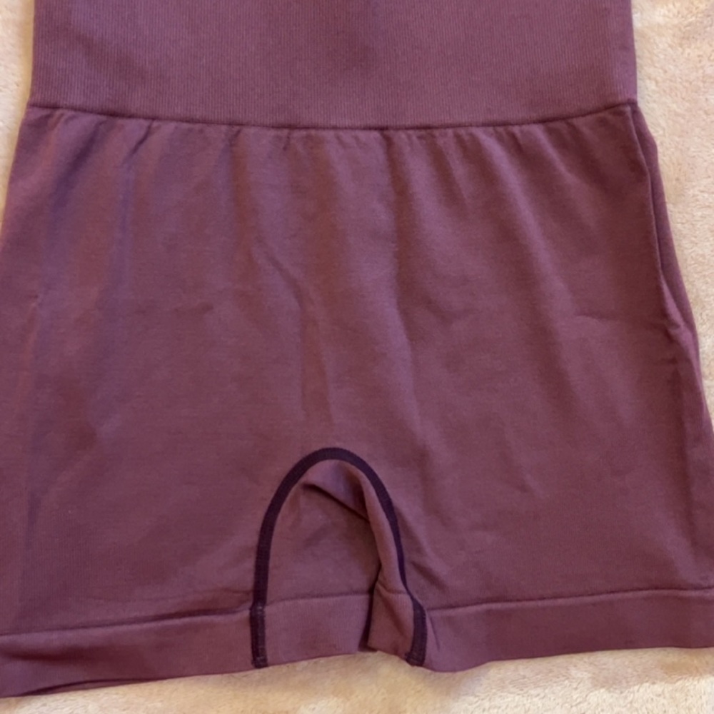 Shein Workout Set - Picture 2 of 5